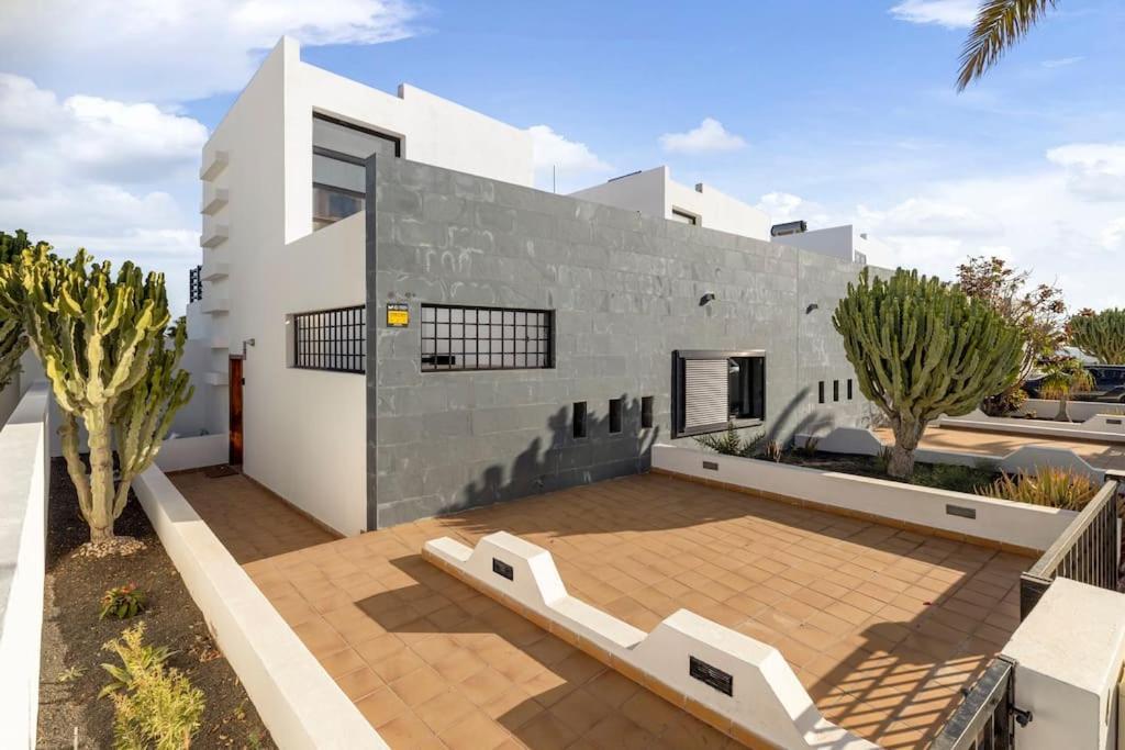 Villa Ramimedi 4 蒂亚斯 外观 照片